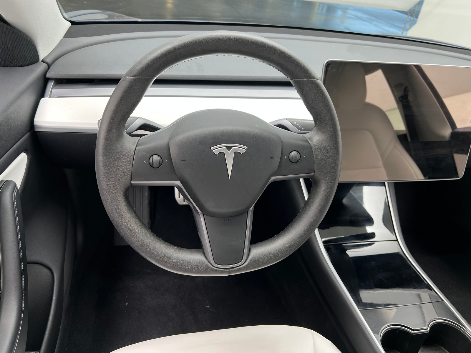 Thumbnail: 2019 Tesla Model 3 - 4