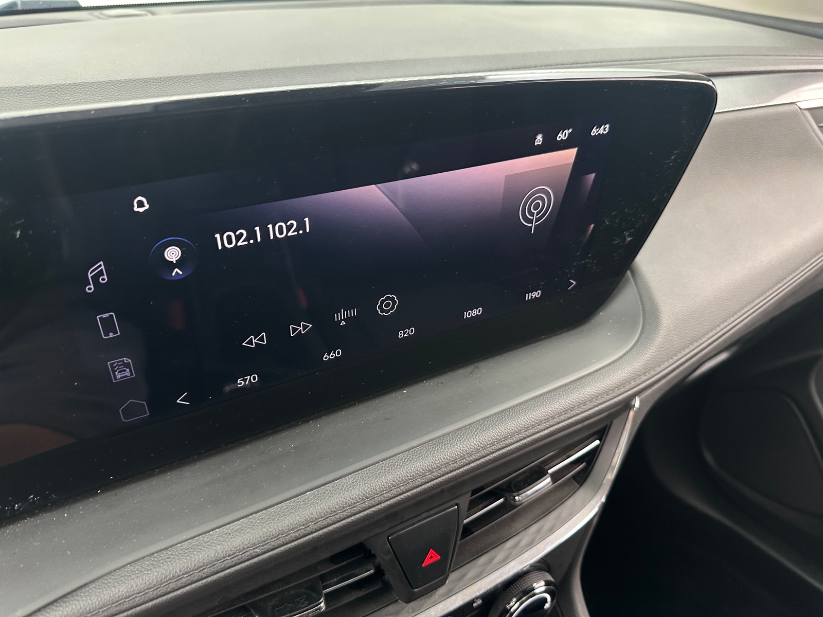 Thumbnail: 2025 Buick Encore GX - 3