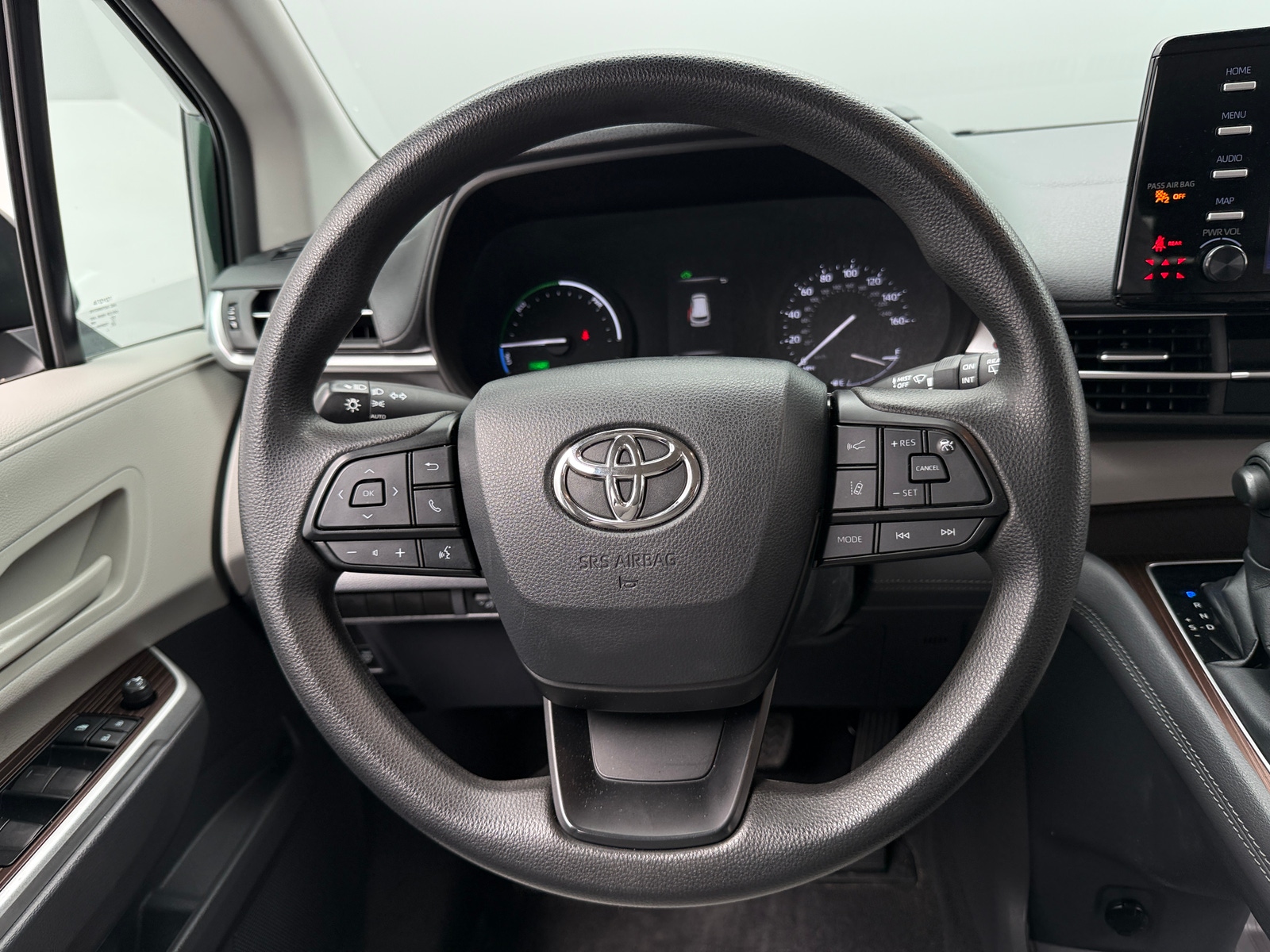 Thumbnail: 2022 Toyota Sienna - 5
