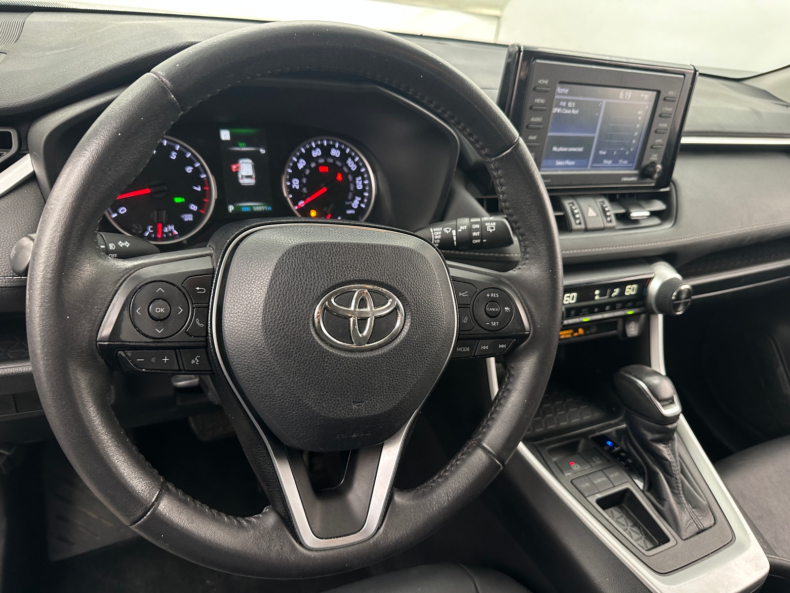 Thumbnail: 2021 Toyota RAV4 - 4