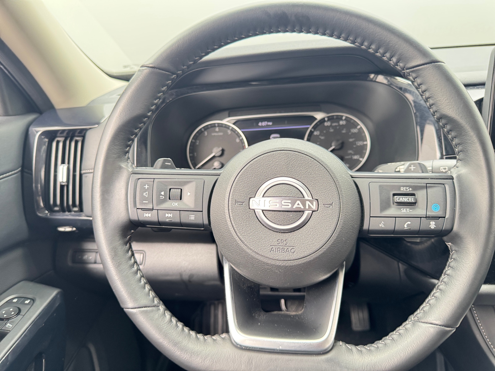 Thumbnail: 2025 Nissan Pathfinder - 5