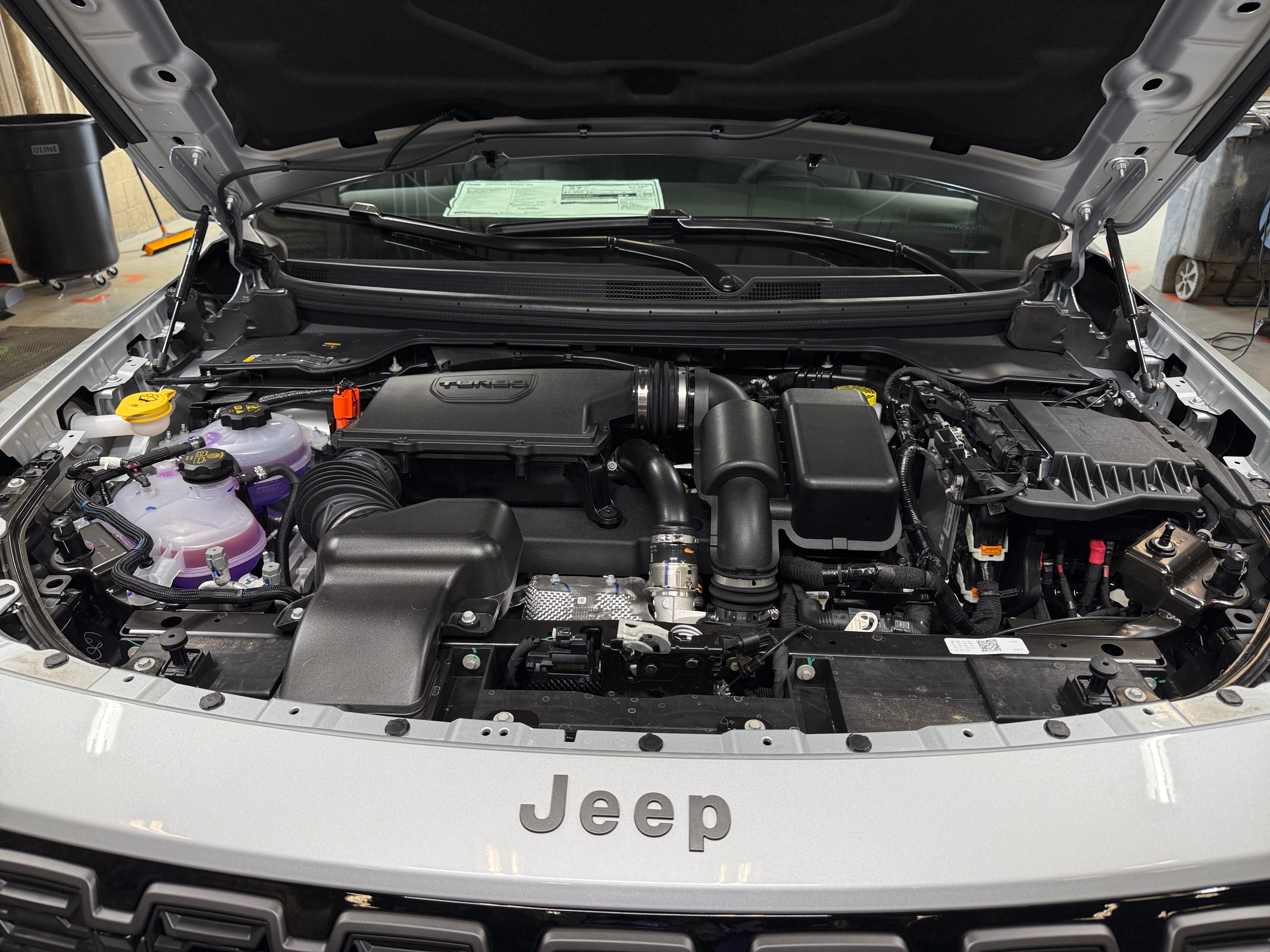 2026 Jeep Cherokee Laredo HEV 4X4's photo