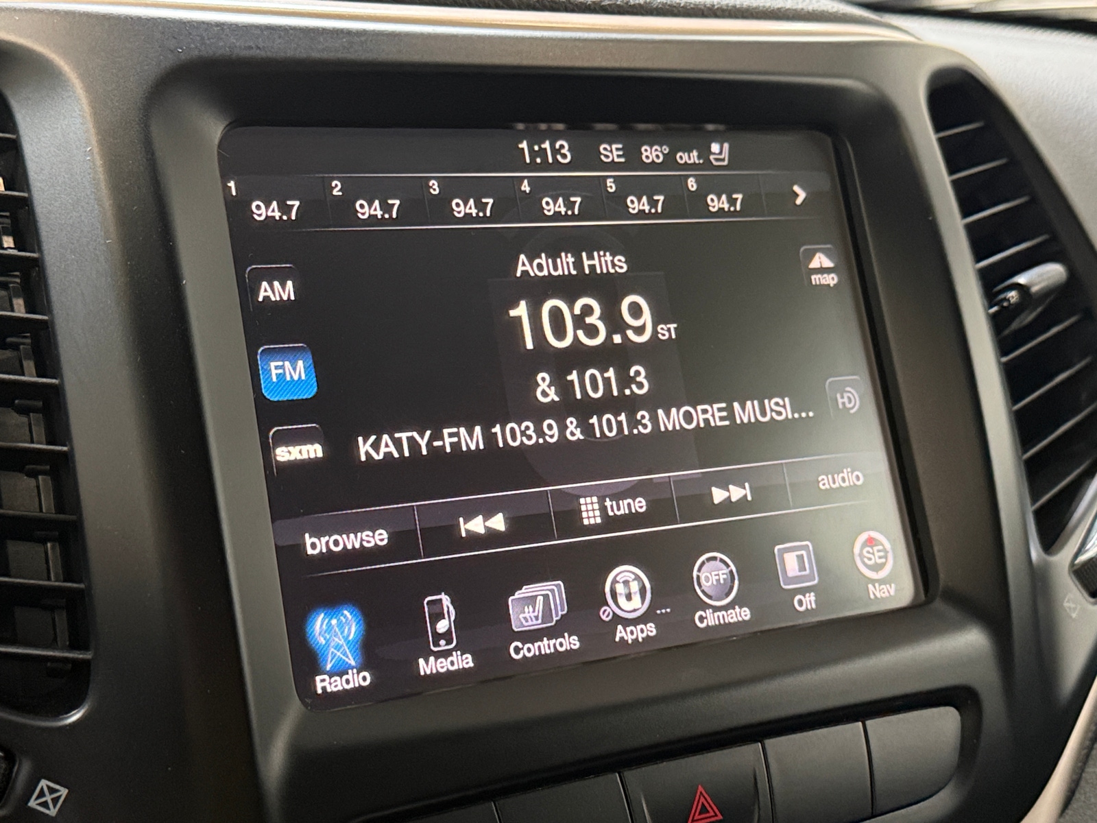 Thumbnail: 2014 Jeep Cherokee - 3