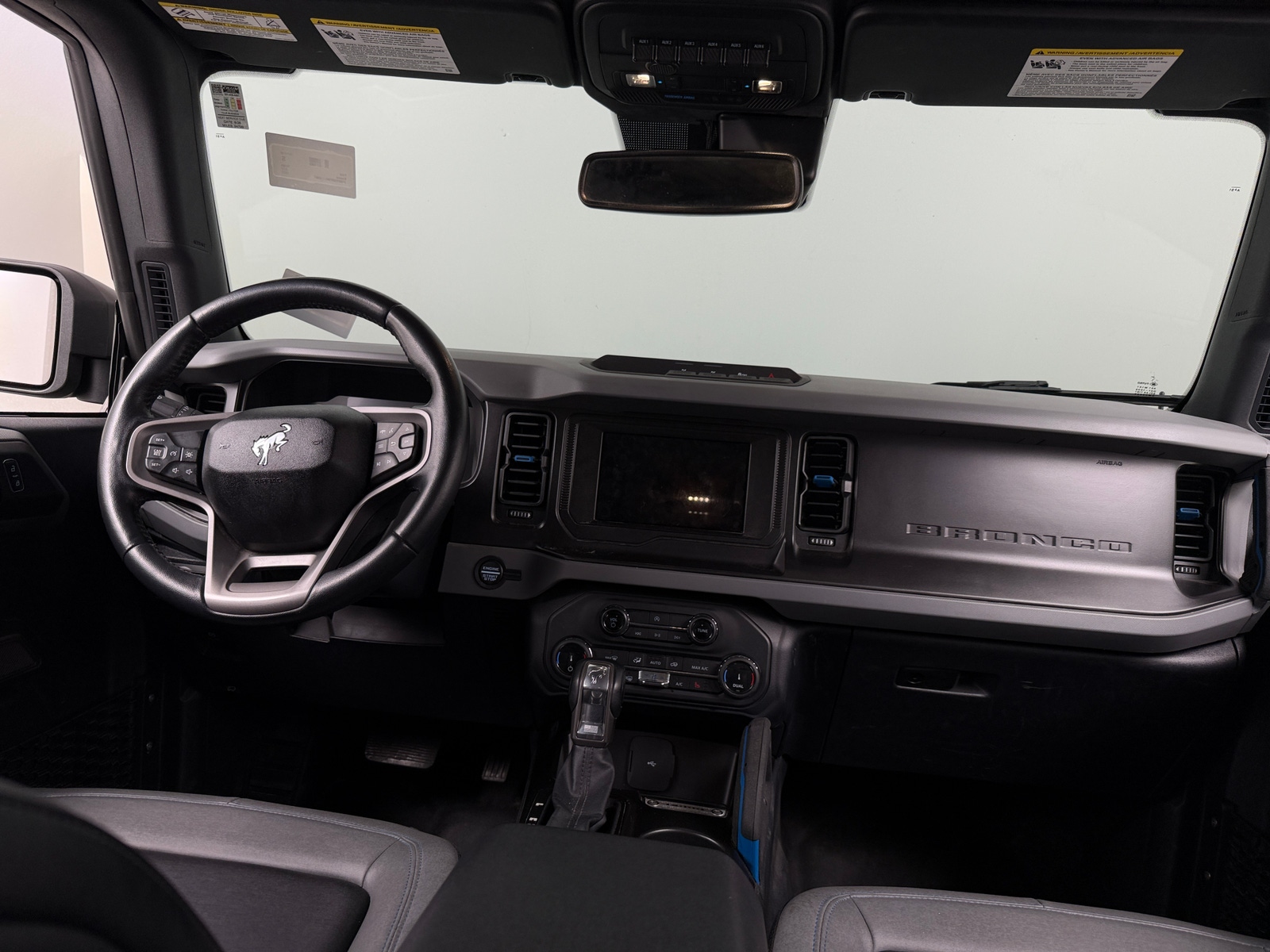 Thumbnail: 2022 Ford Bronco - 3