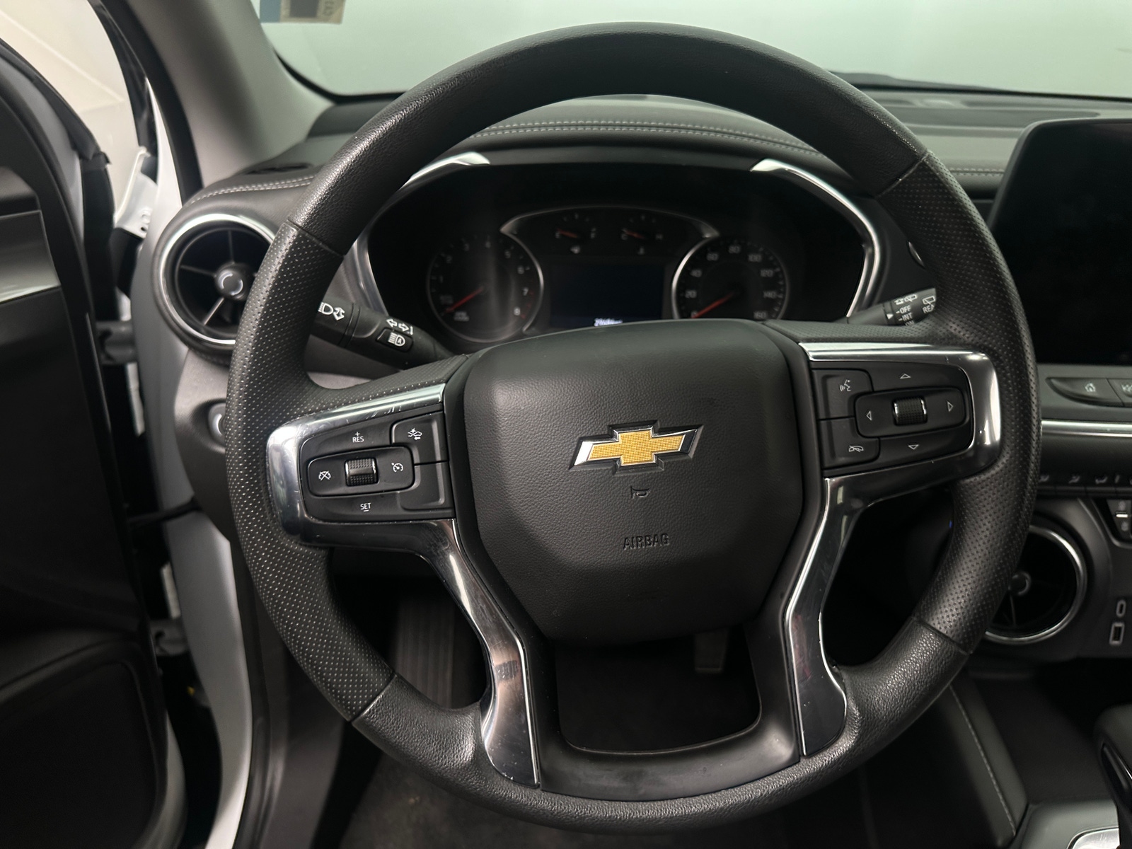 Thumbnail: 2025 Chevrolet Blazer - 5
