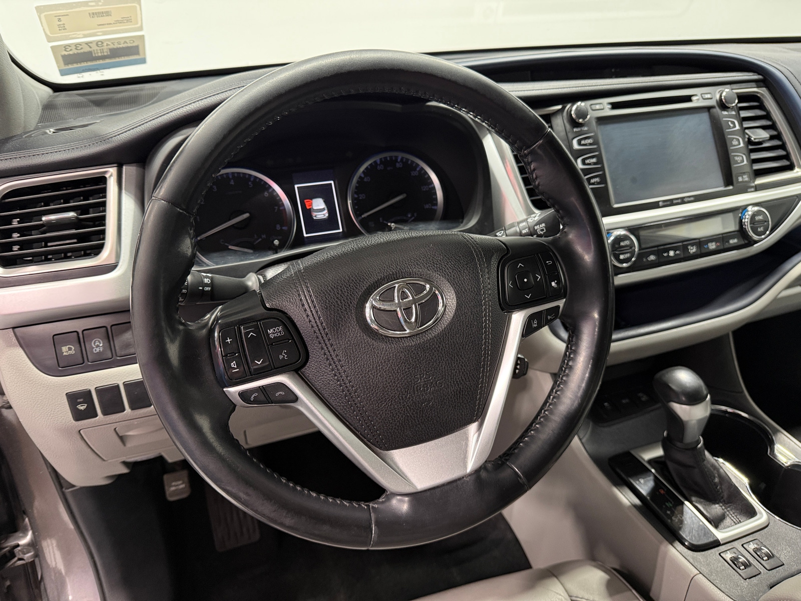 Thumbnail: 2018 Toyota Highlander - 4