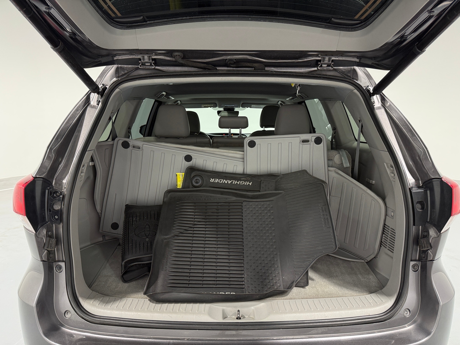 Thumbnail: 2018 Toyota Highlander - 6