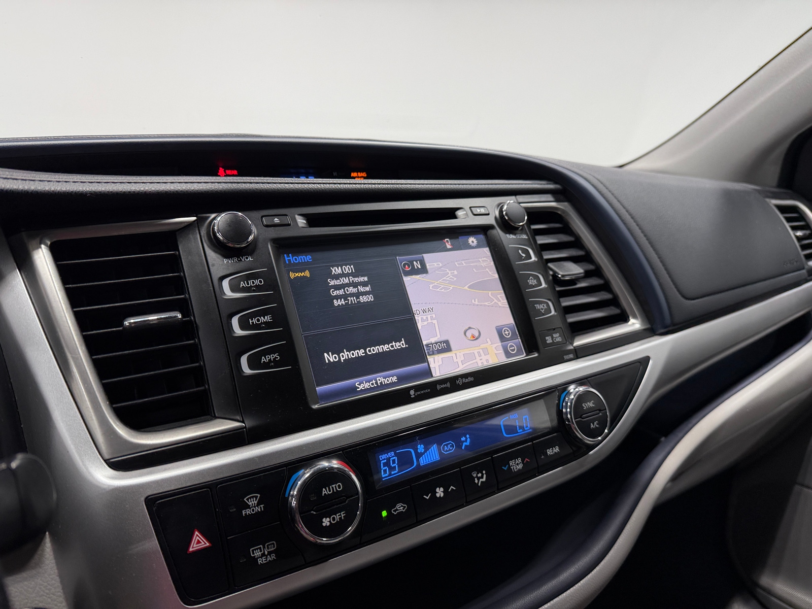 Thumbnail: 2018 Toyota Highlander - 3