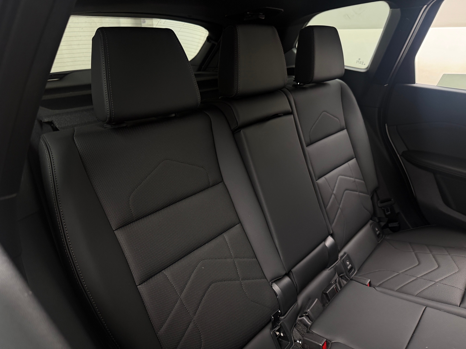 Thumbnail: 2026 BMW X1 - 5