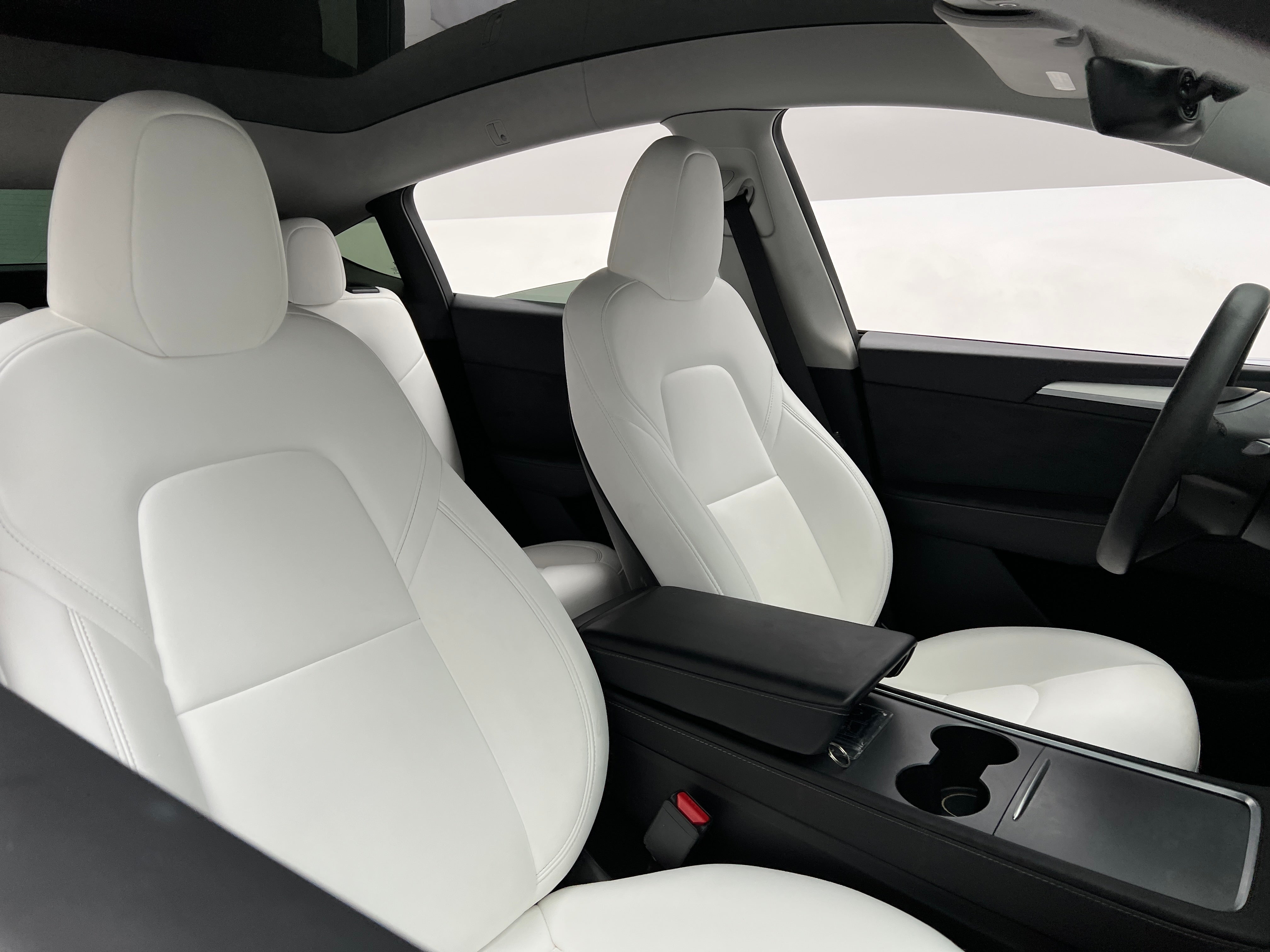 Used 2023 Tesla Model Y Long Range with VIN 7SAYGDEE4PA161733 for sale in Oak Creek, WI