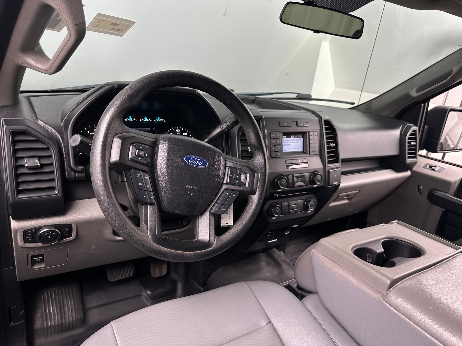 Thumbnail: 2018 Ford Econoline - 3
