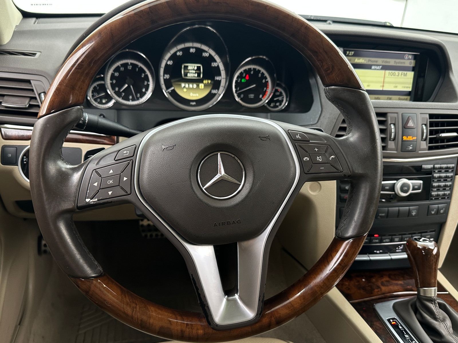 Thumbnail: 2012 Mercedes-Benz E-Class - 3