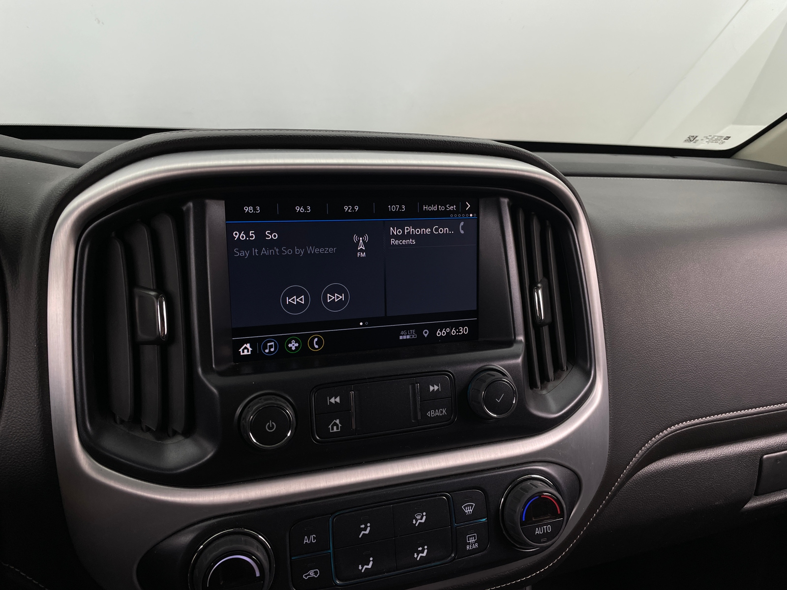 Thumbnail: 2022 GMC Canyon - 4