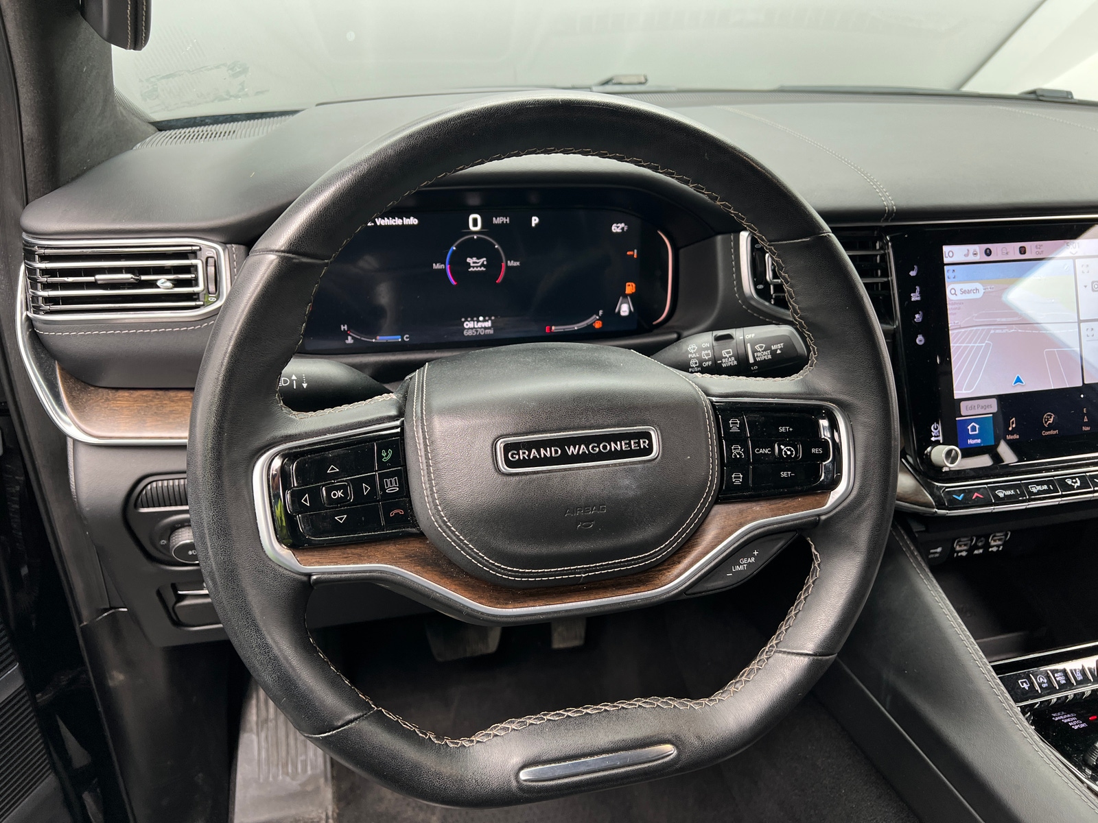 Thumbnail: 2023 Jeep Grand Wagoneer L - 4