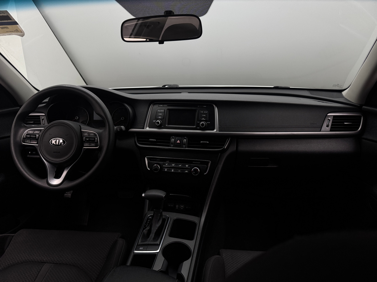 Thumbnail: 2016 Kia Optima - 3