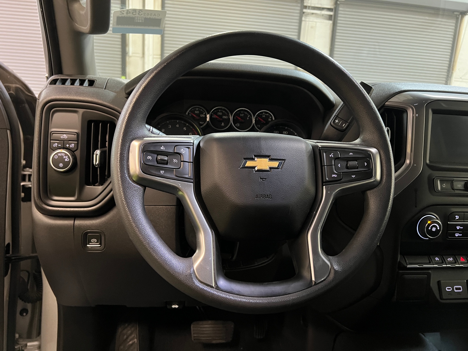 Thumbnail: 2022 Chevrolet Silverado 1500 - 5