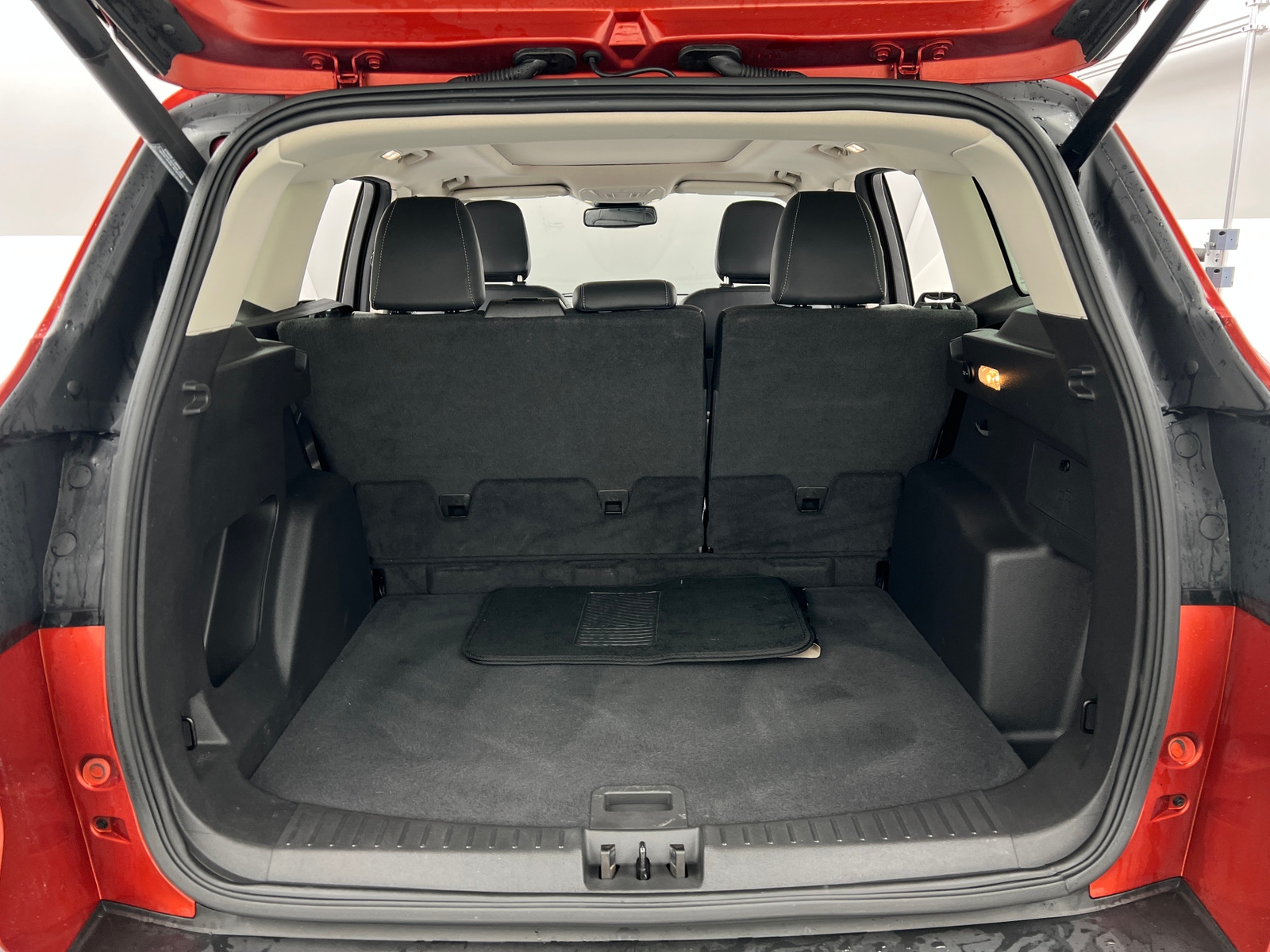 Thumbnail: 2019 Ford Escape - 7