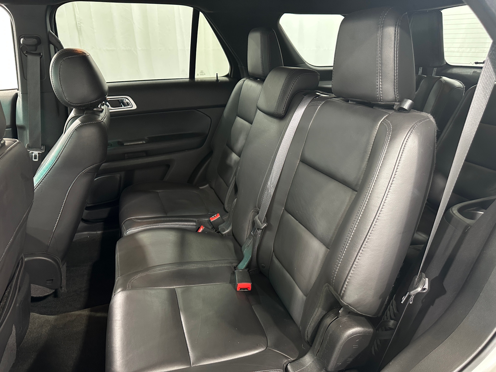 Thumbnail: 2015 Ford Explorer - 5