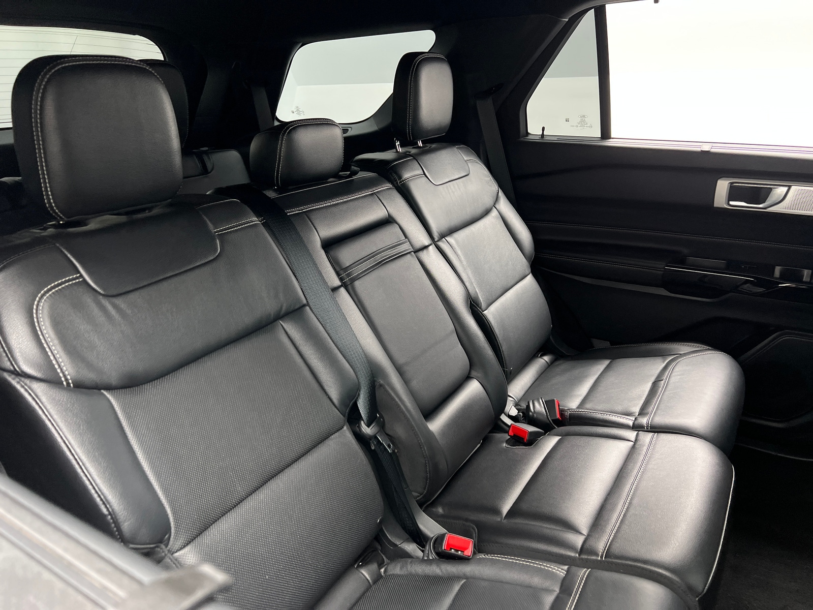 Thumbnail: 2021 Ford Explorer - 6
