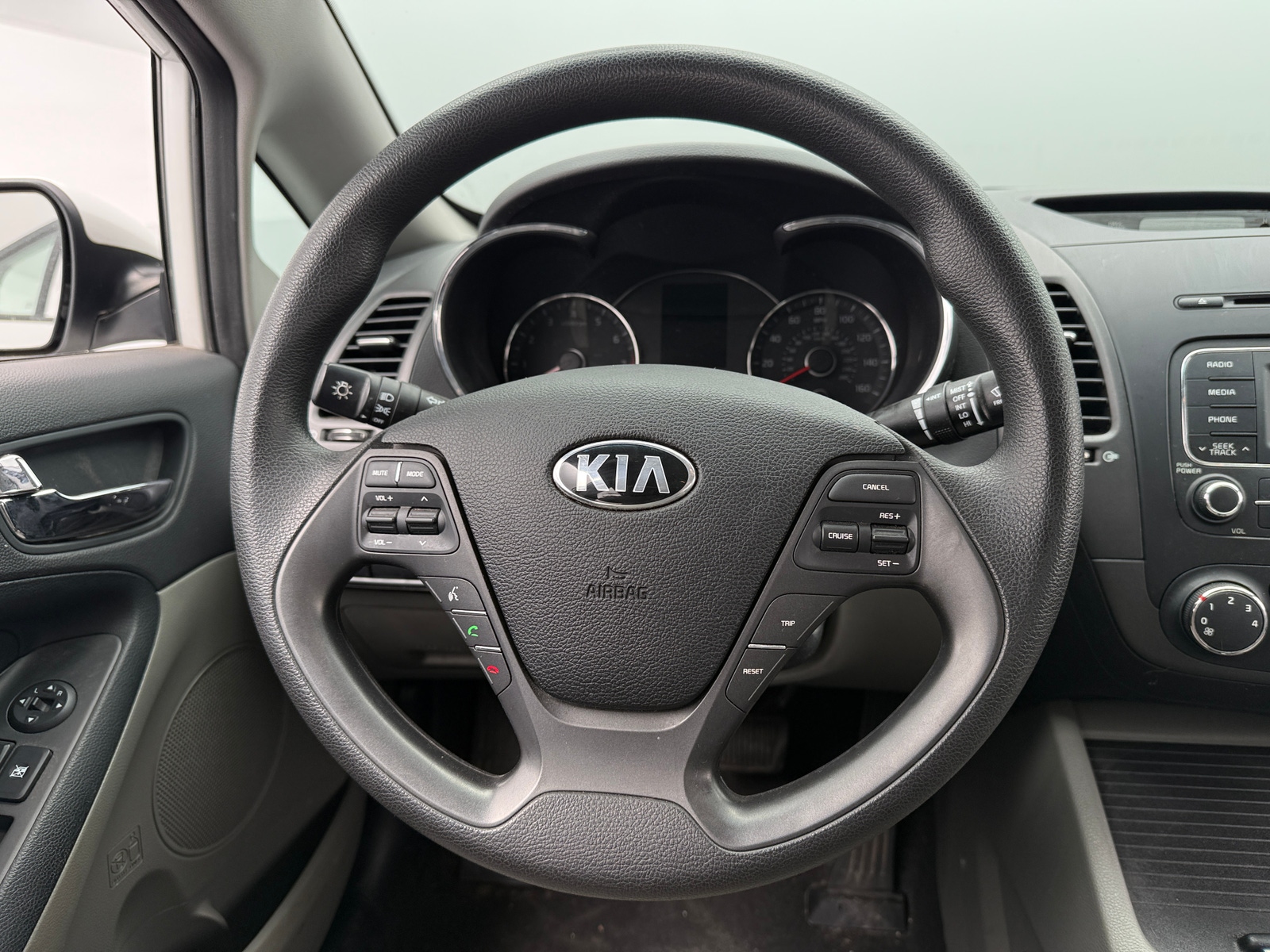 Thumbnail: 2015 Kia Forte - 5