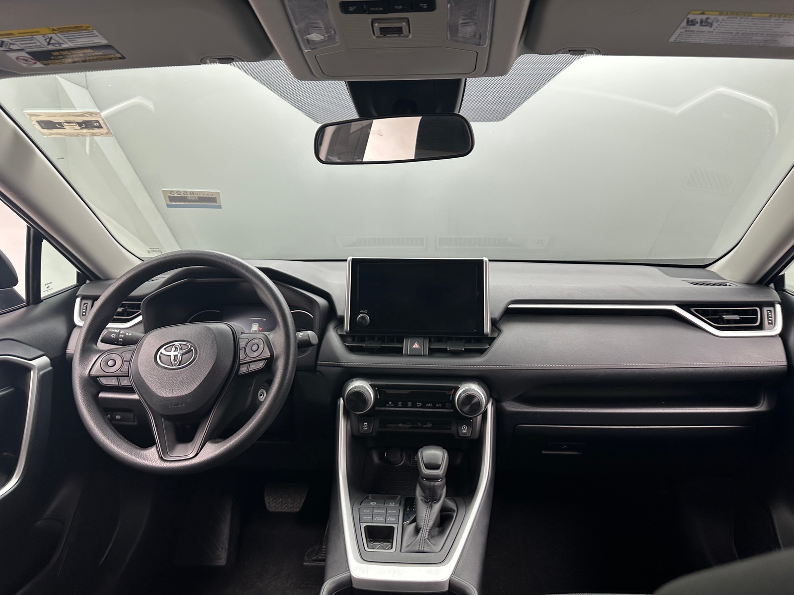 Thumbnail: 2025 Toyota RAV4 - 3