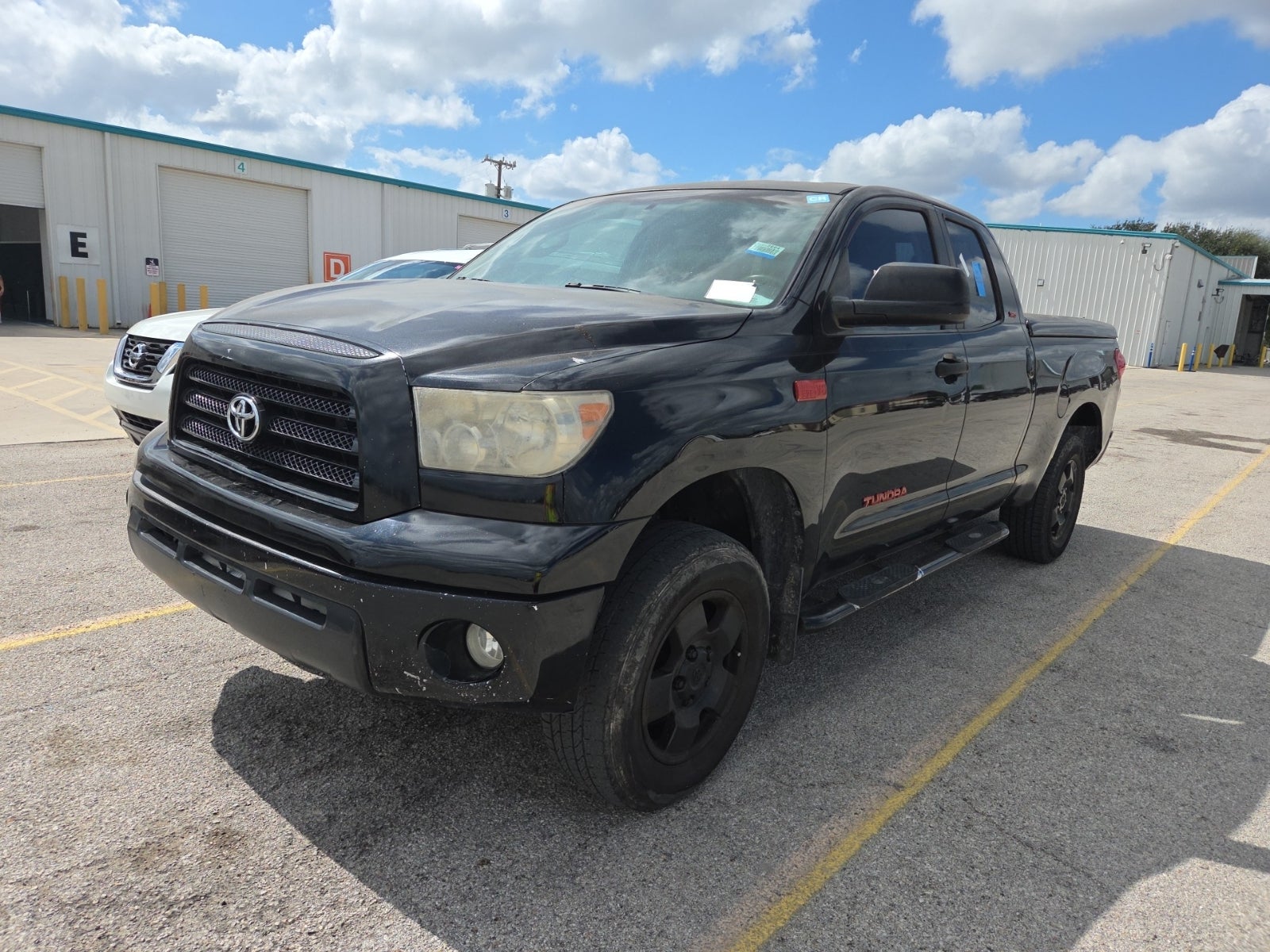 2007 Toyota Tundra 2WD Double 145.7" 5.7l V8 SR5 (Natl