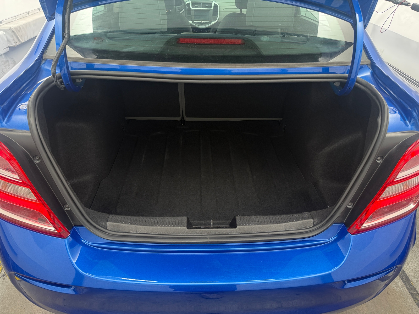 Thumbnail: 2017 Chevrolet Sonic - 7