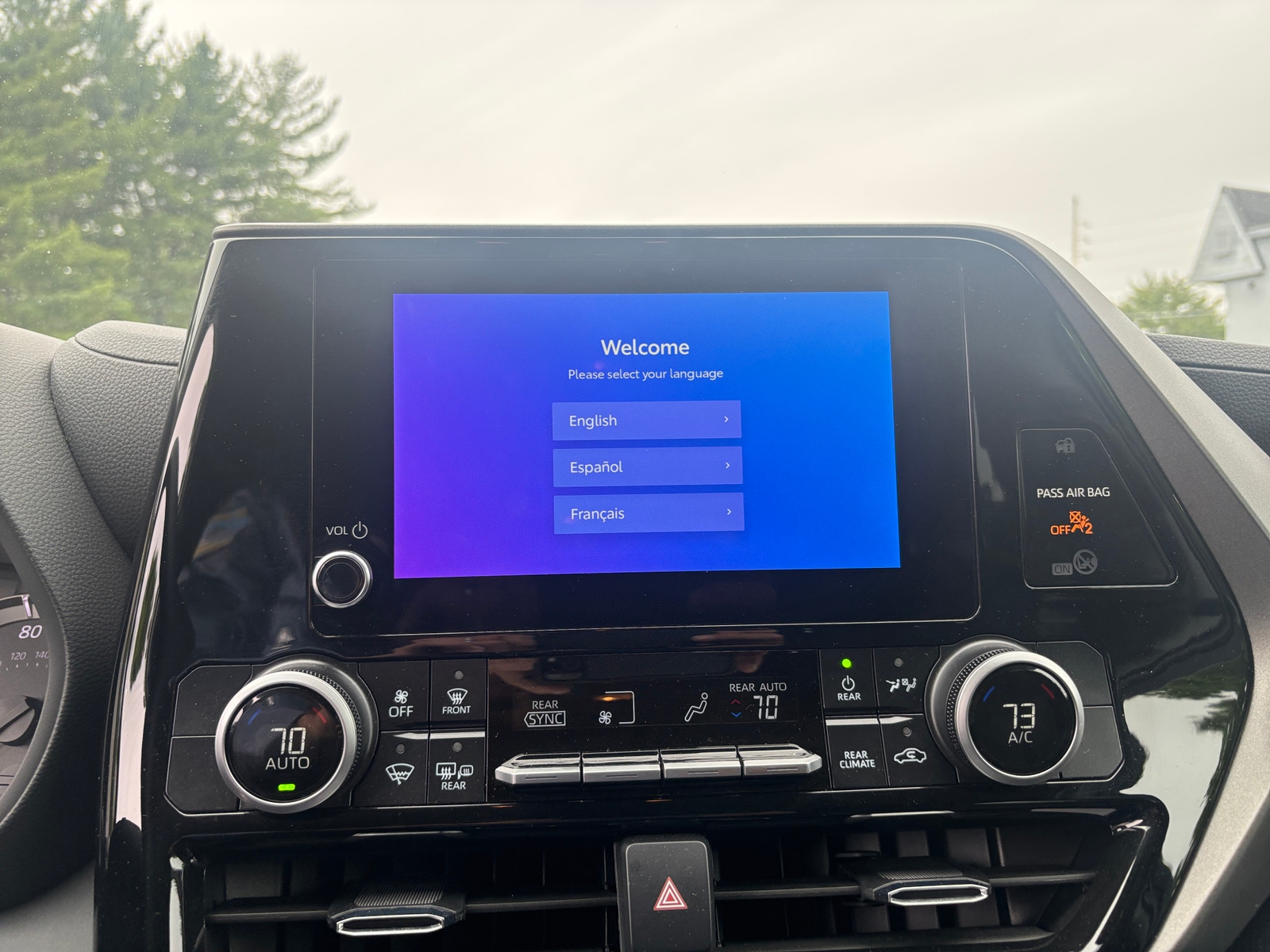 Thumbnail: 2025 Toyota Highlander - 4