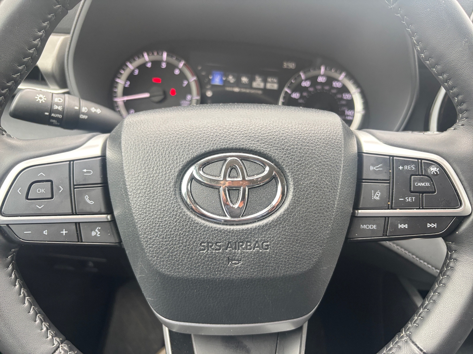 Thumbnail: 2025 Toyota Highlander - 5