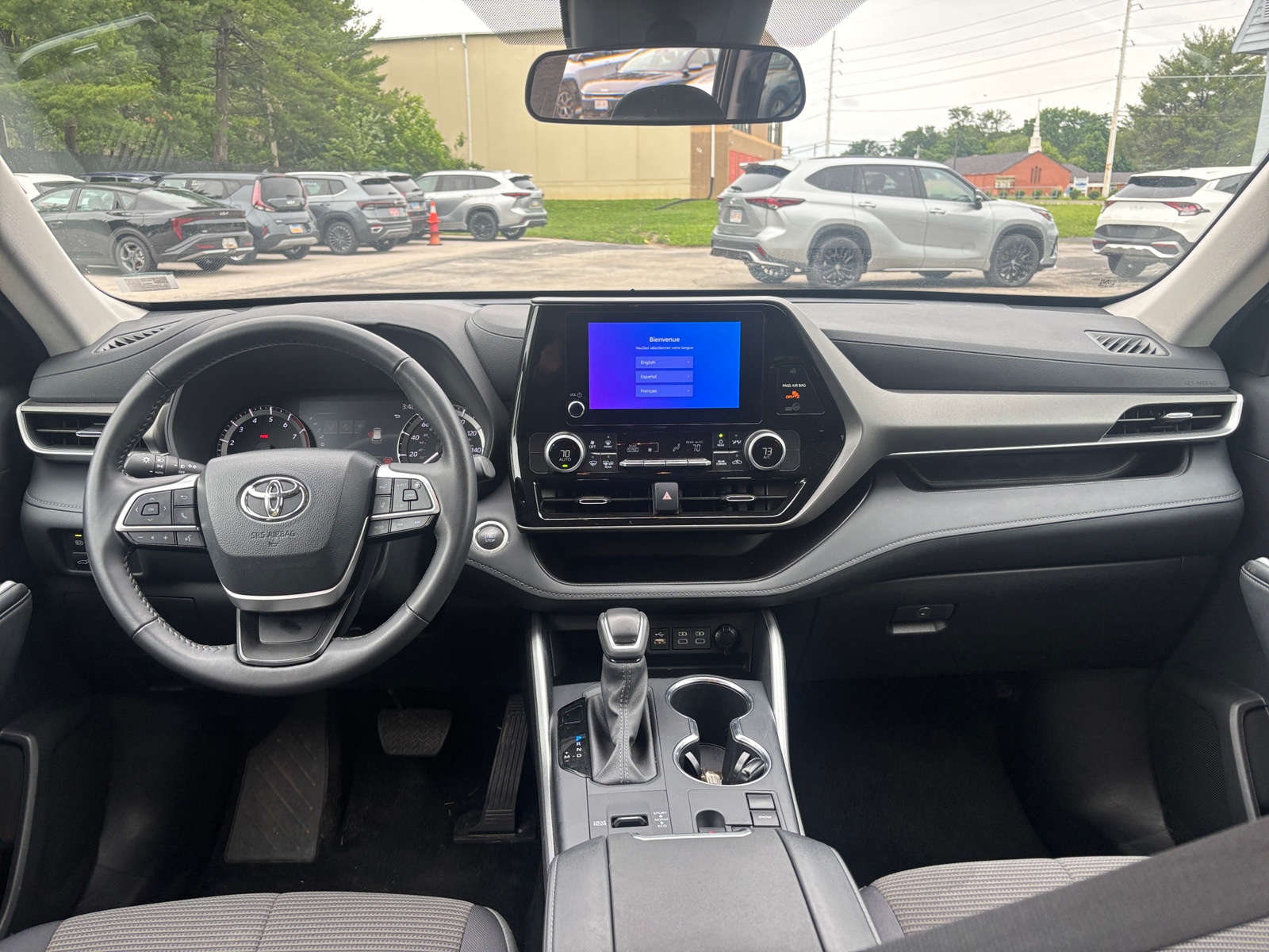 Thumbnail: 2025 Toyota Highlander - 3