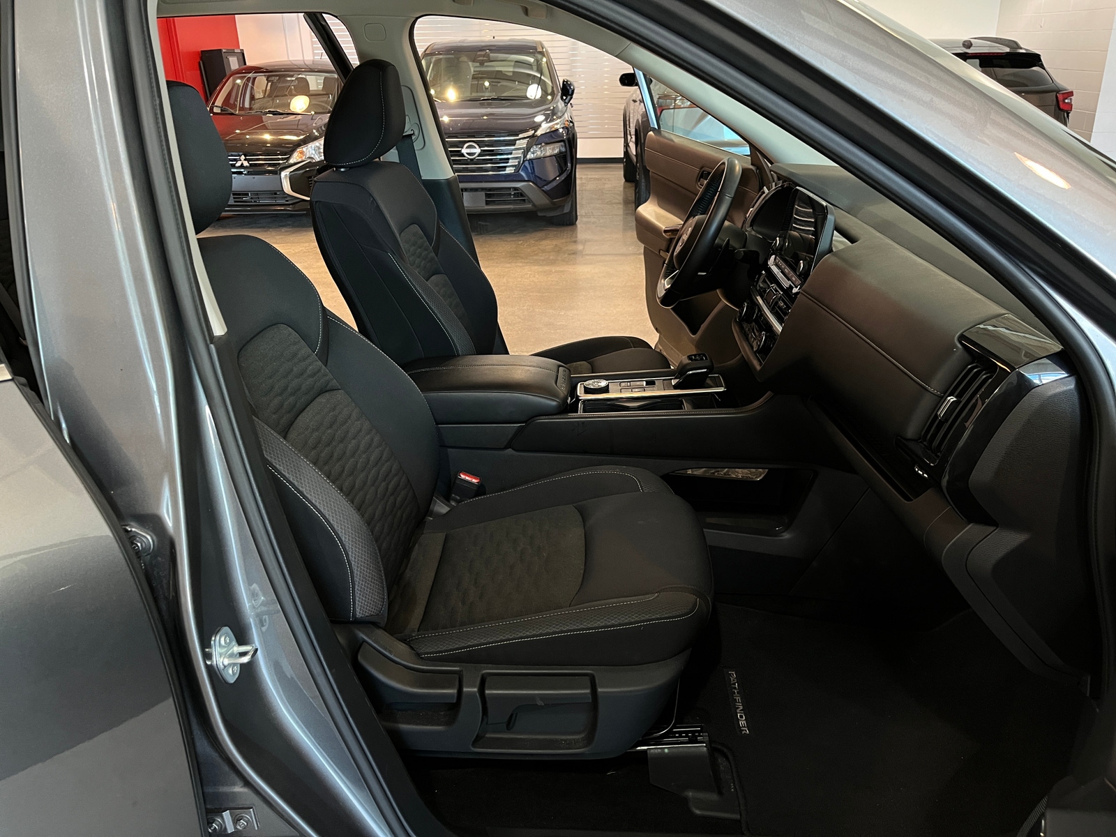 Thumbnail: 2025 Nissan Pathfinder - 2