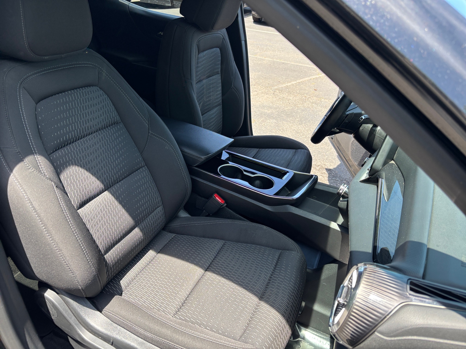 Thumbnail: 2025 Chevrolet Equinox - 2