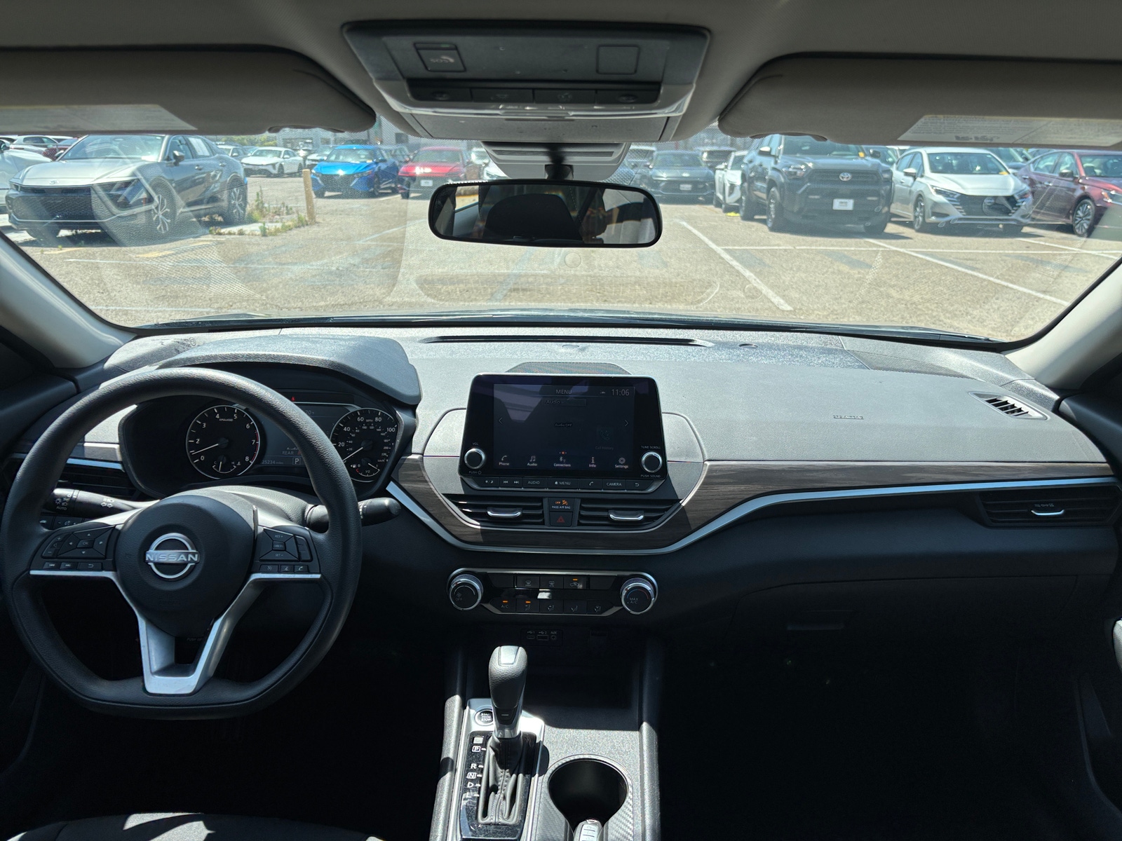 Thumbnail: 2025 Nissan Altima - 3