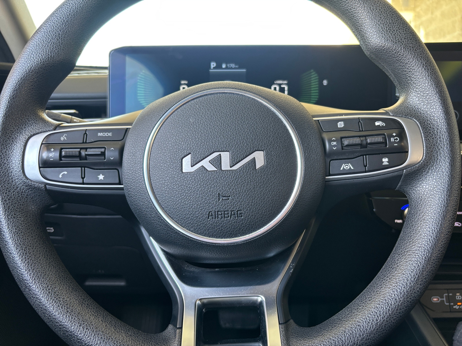 Thumbnail: 2025 Kia K5 - 5
