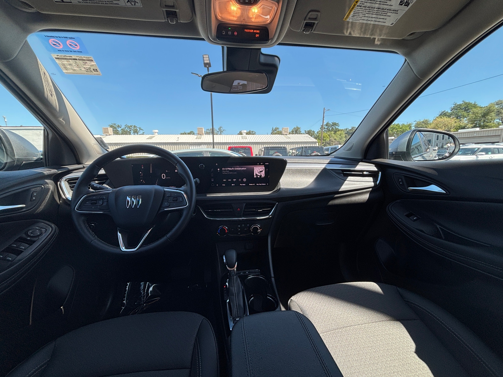 Thumbnail: 2025 Buick Encore GX - 3