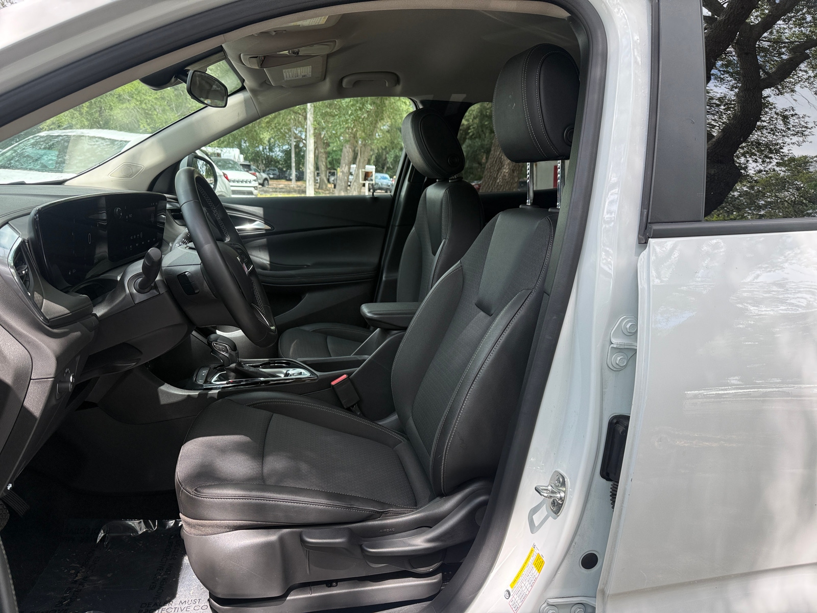 Thumbnail: 2025 Buick Encore GX - 2