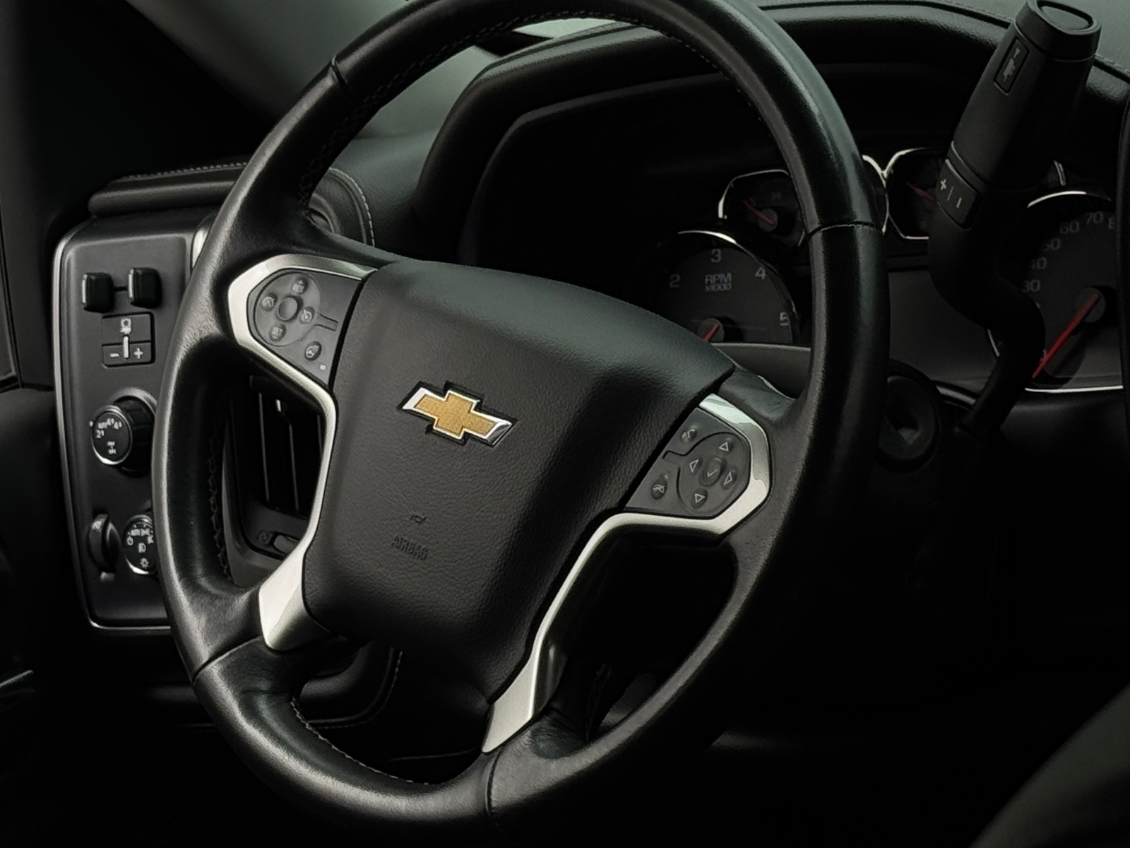 Thumbnail: 2018 Chevrolet Silverado 1500 - 4