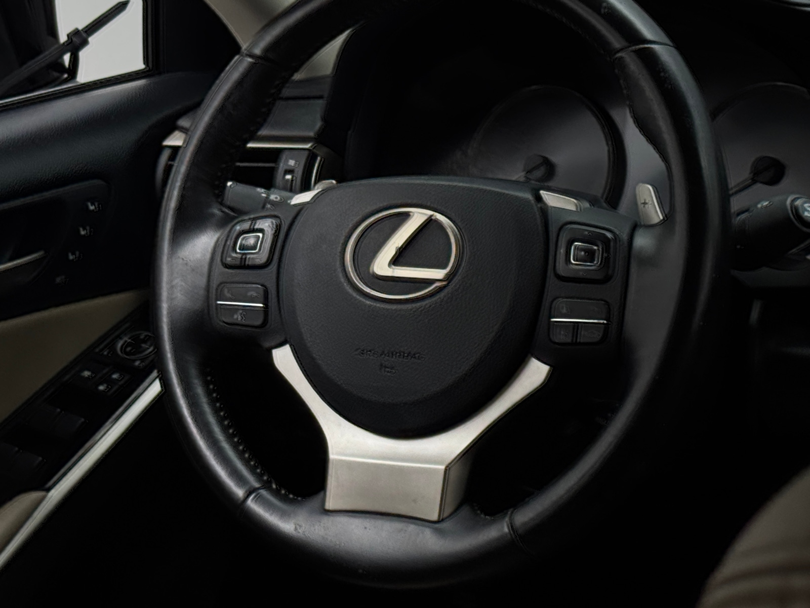 Thumbnail: 2018 Lexus IS - 4