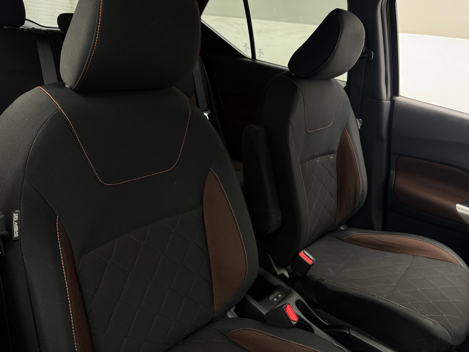Thumbnail: 2019 Nissan Kicks - 2