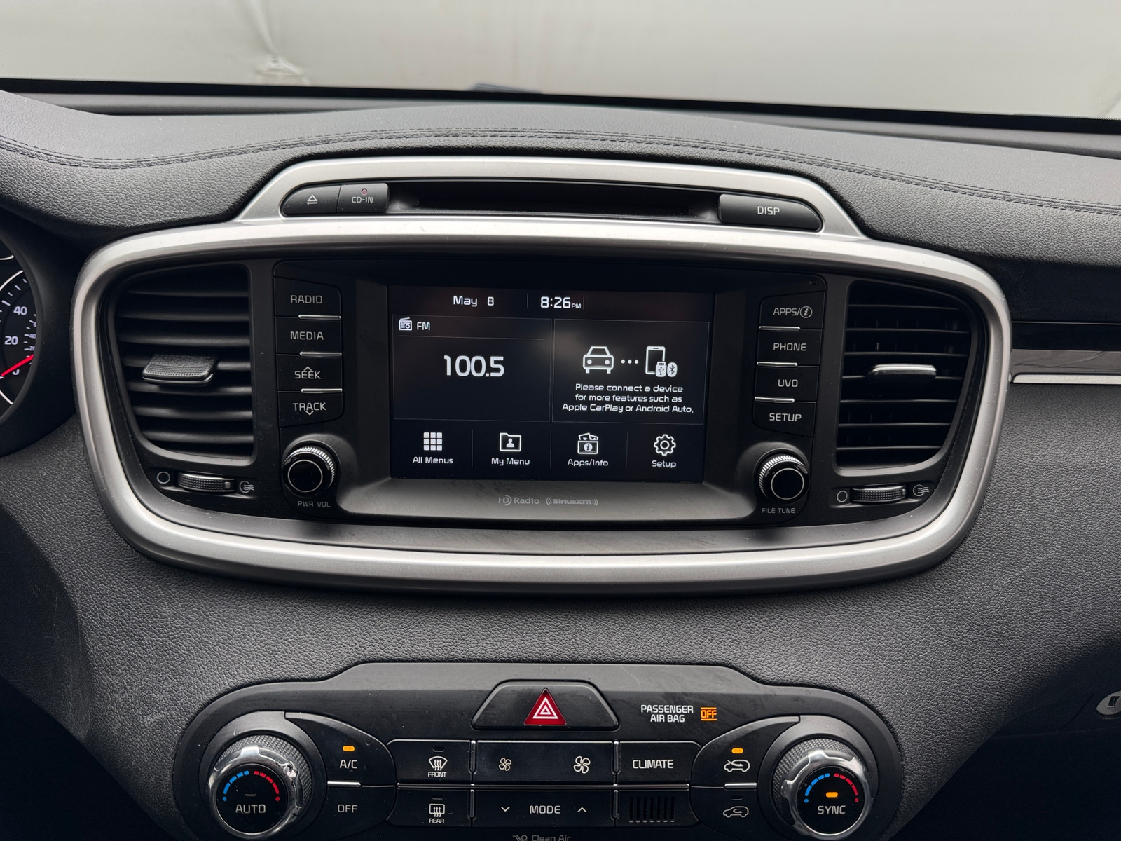 Thumbnail: 2017 Kia Sorento - 4