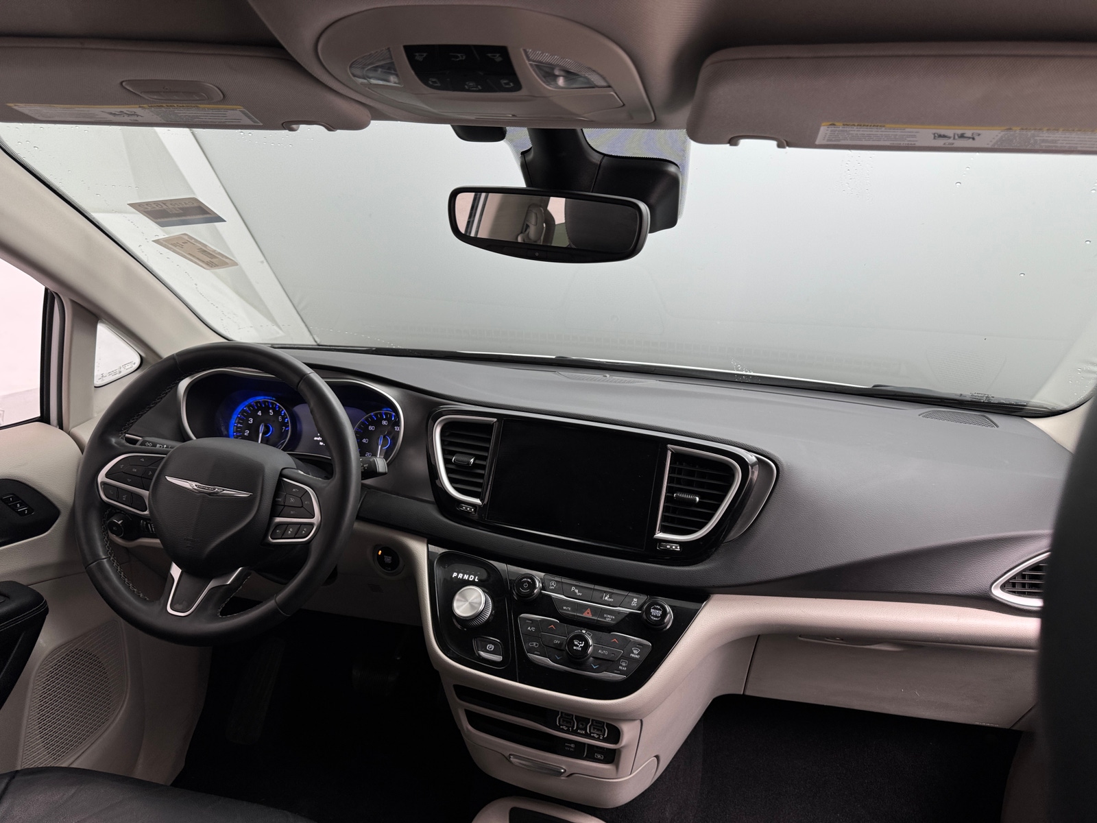 Thumbnail: 2022 Chrysler Pacifica - 2