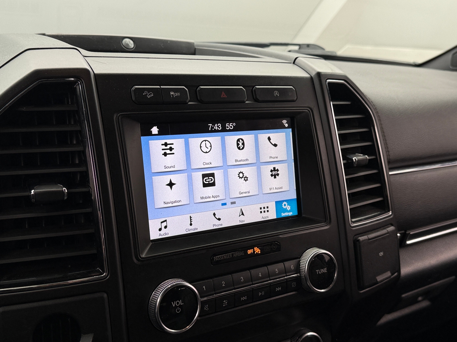 Thumbnail: 2019 Ford Expedition MAX - 3