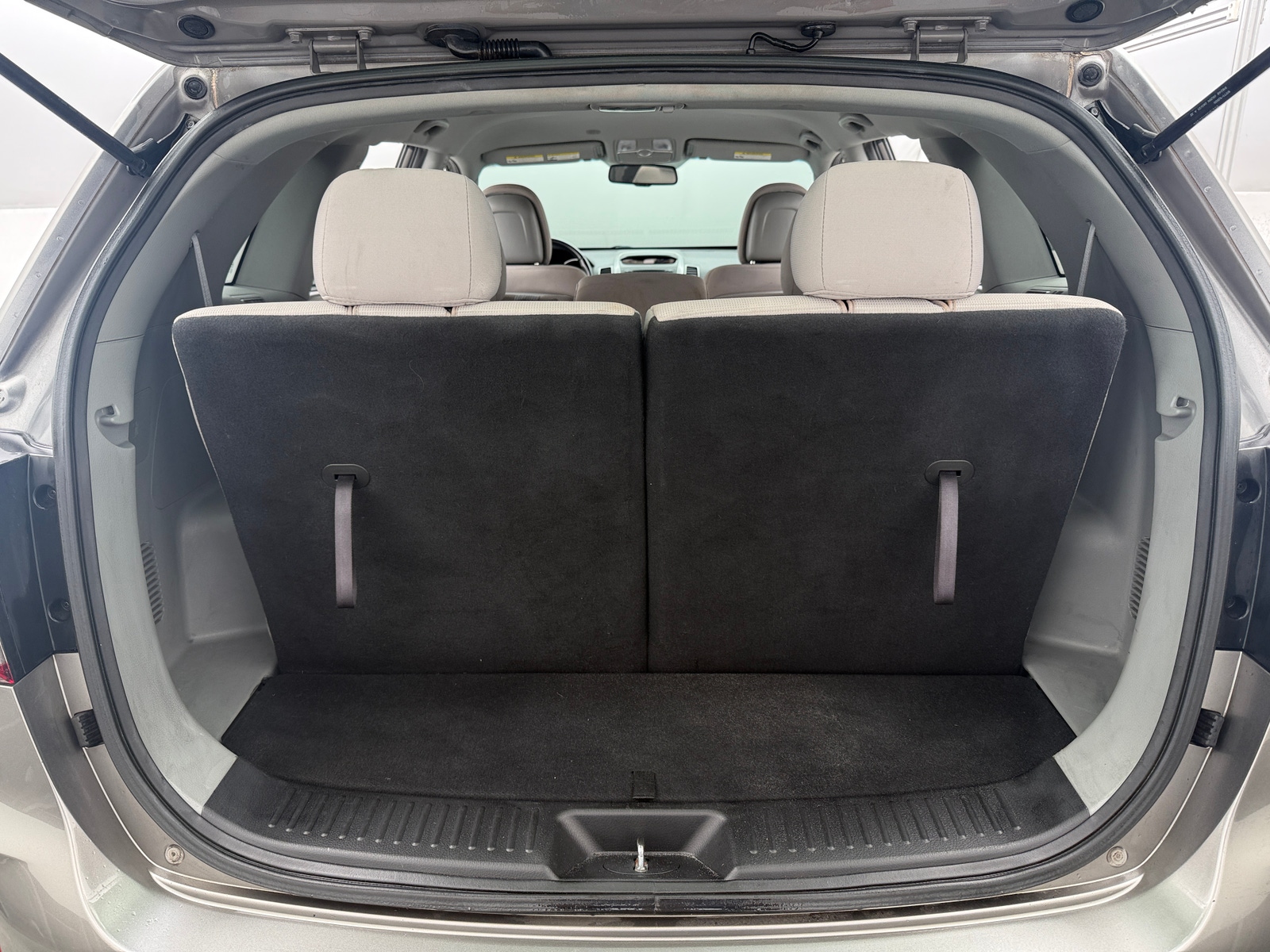 Thumbnail: 2014 Kia Sorento - 7