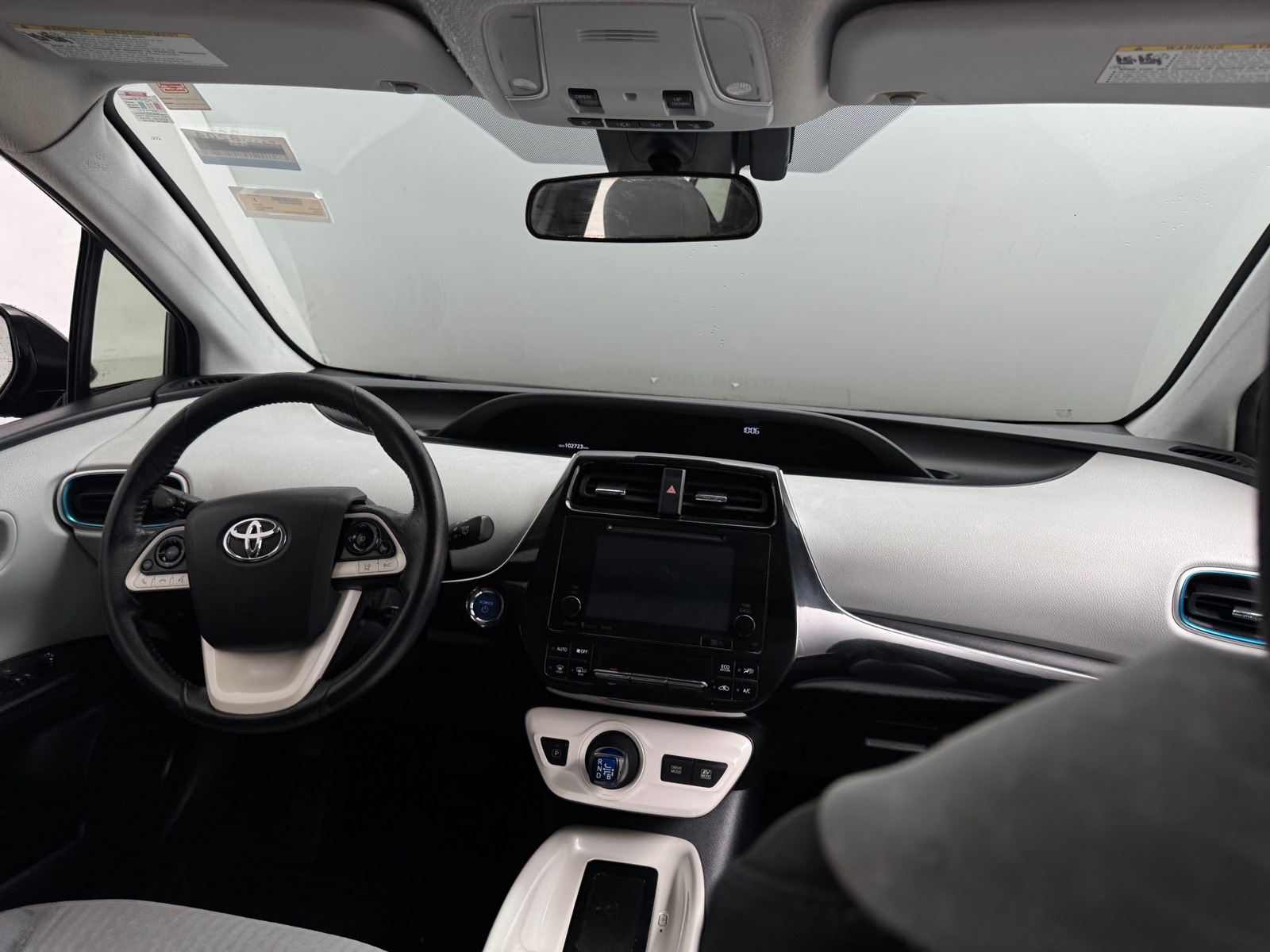 Thumbnail: 2016 Toyota Prius - 3