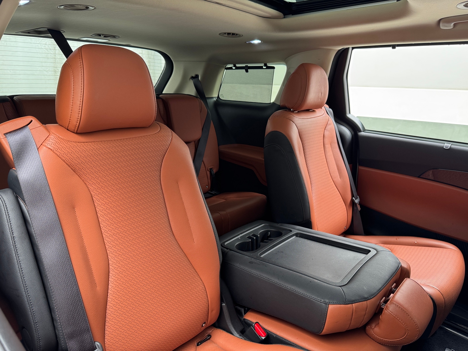 Thumbnail: 2024 Kia Carnival - 5