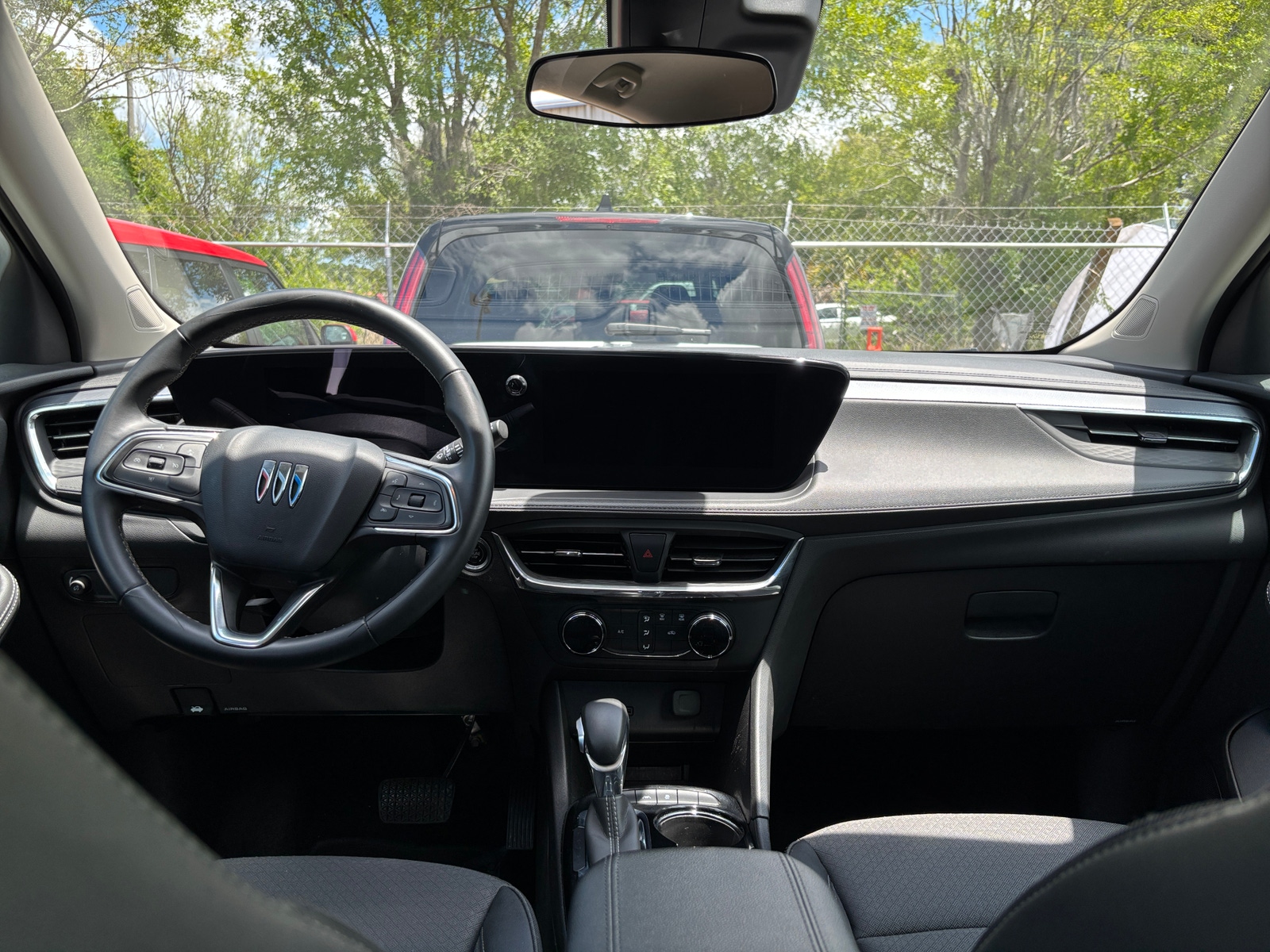 Thumbnail: 2025 Buick Encore GX - 3