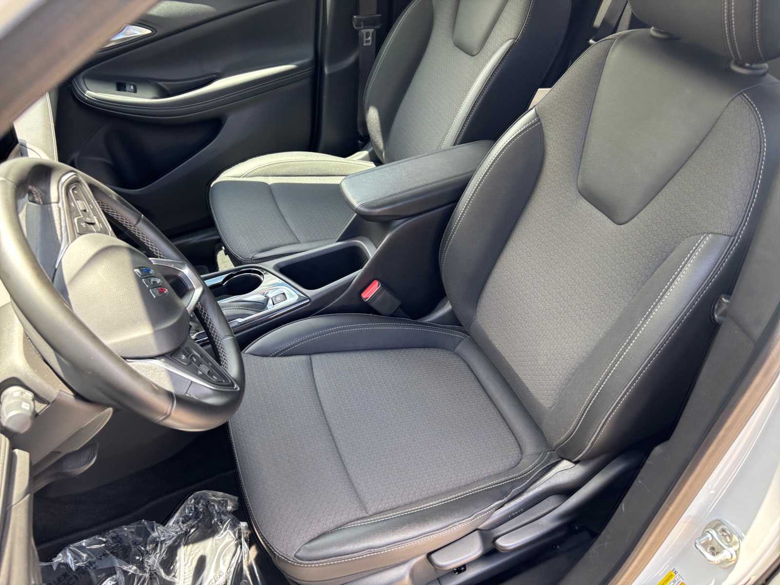 Thumbnail: 2025 Buick Encore GX - 2