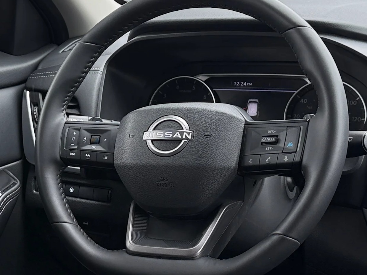 Thumbnail: 2025 Nissan Rogue - 4