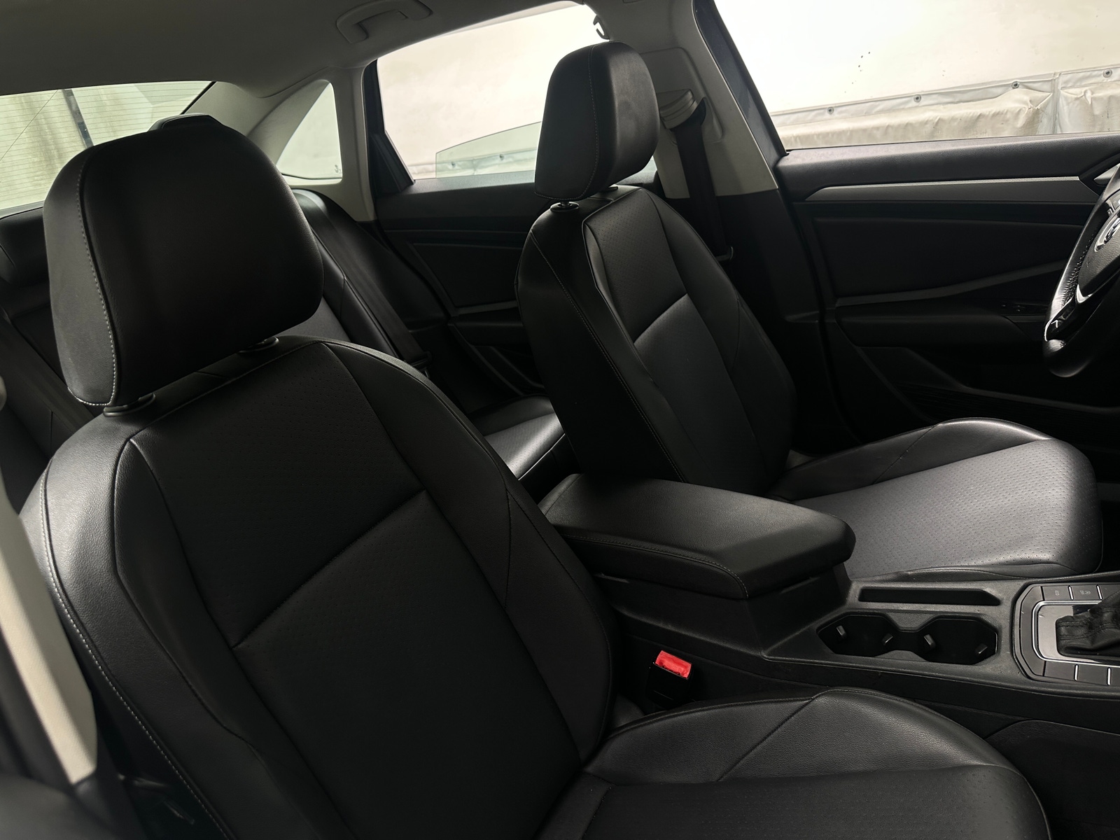 Thumbnail: 2019 Volkswagen Jetta - 2