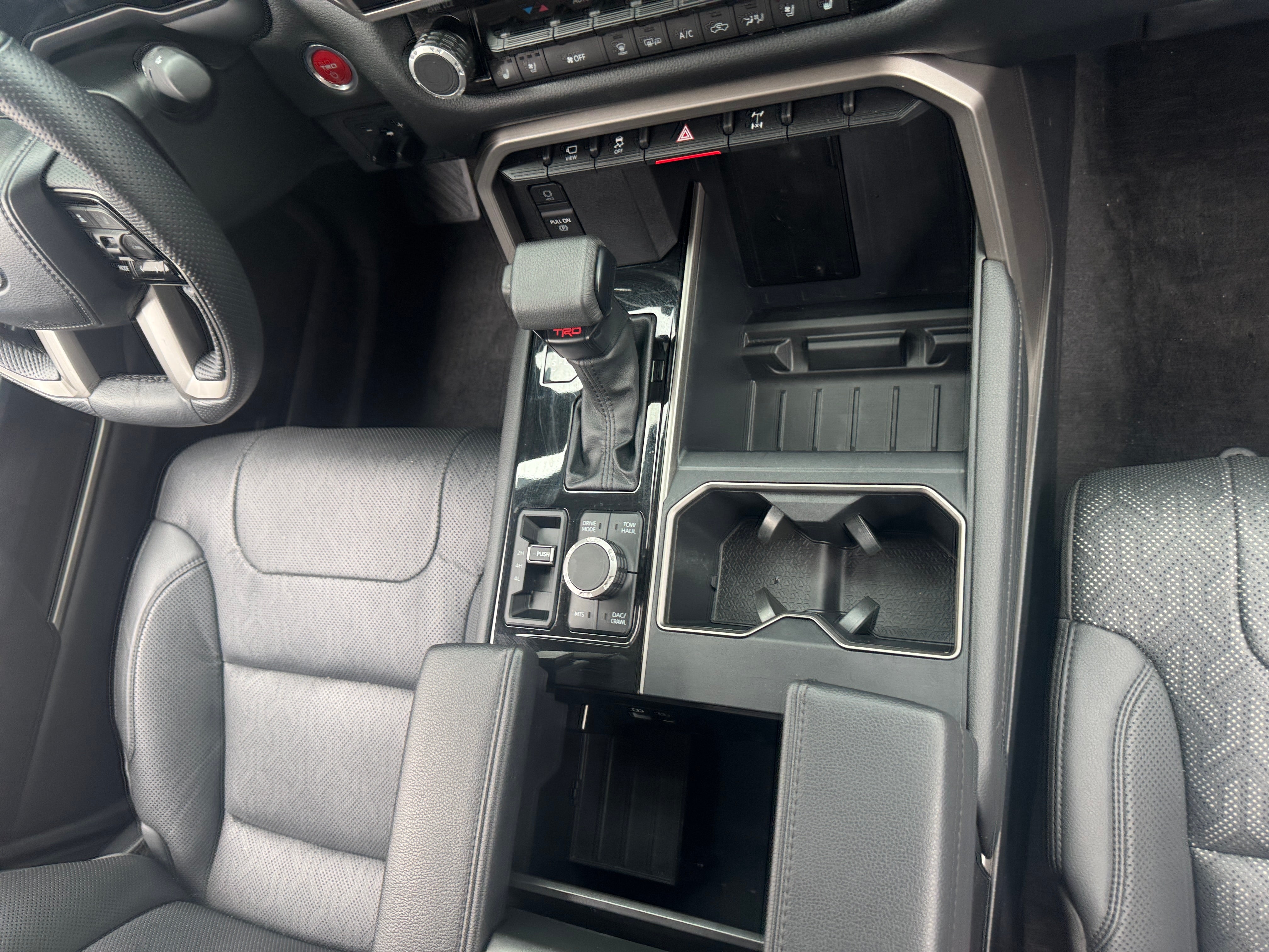 2024 Toyota Tundra Limited - Photo 5